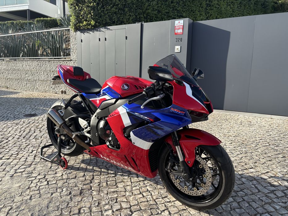 Honda CBR 1000 RR- R Fireblade
