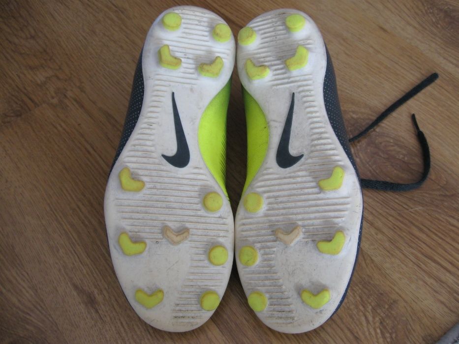 Korki buty piłkarskie 34 CR7