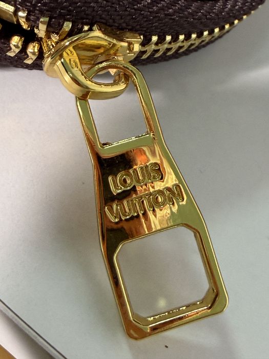 Косметичка LV dopp kit