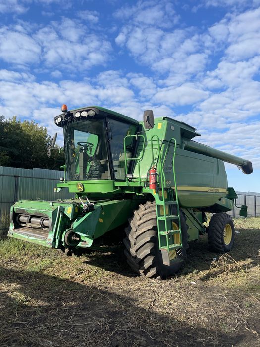 Комбайн John Deere T 660 + жатка 625R