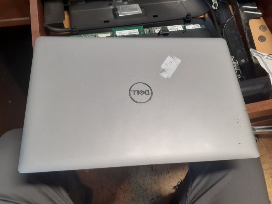 Dell Latitude 5550