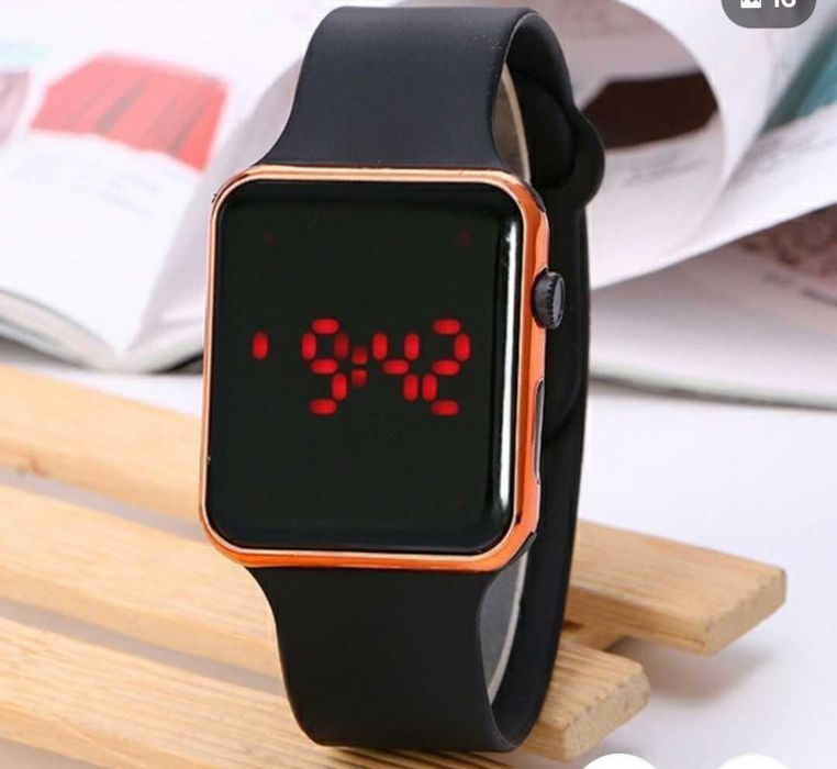 Relogios led,com armação de metal,quadrada, e pulseira siliconr,Novos