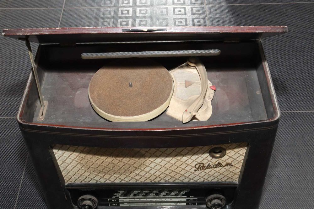 UNITRA Diora stare radio lampowe PRELUDIUM