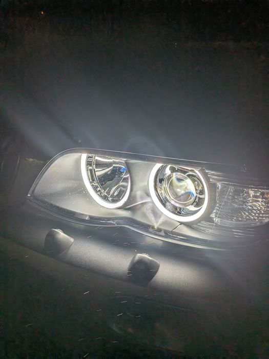 Naprawa i regeneracja lamp samochodowych