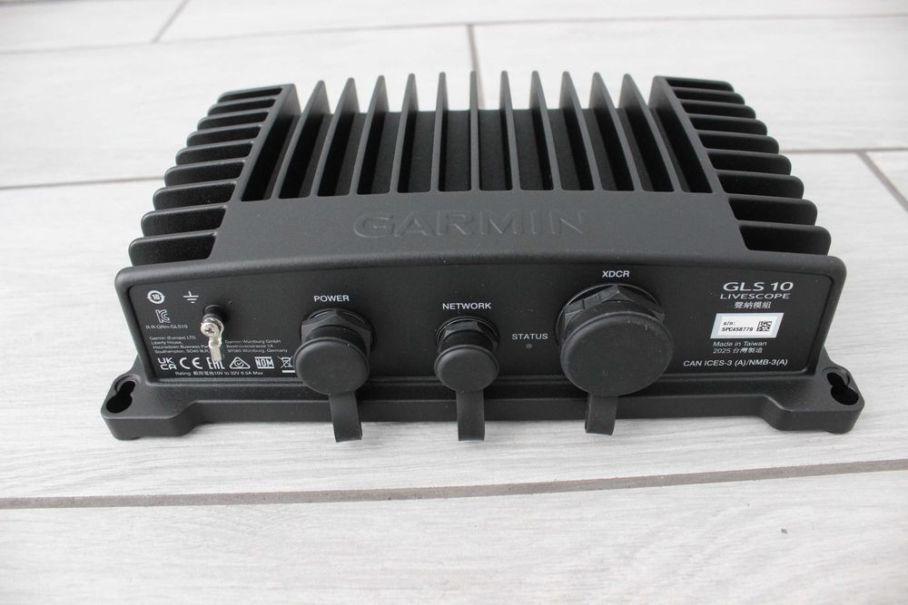 Комплект Garmin Panoptix LiveScope Plus System w/ LVS34 and GLS10 LiveScan