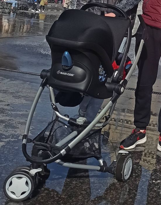 Автокрісло та база Maxi-cosi