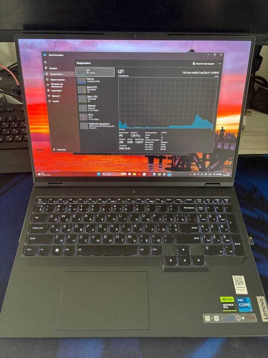 Ігровий Ноутбук Lenovo Legion Pro 5 16IRX8 (Intel i7 13700HX, QHD+ 240hz, RTX 4070, 64Gb RAM DDR5, 512Gb ROM)