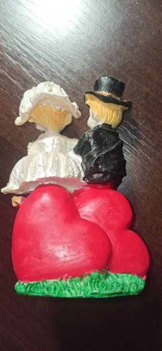 Статуэтка I kiss you