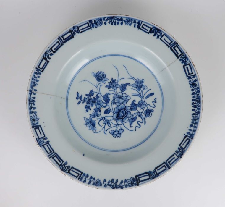 4 Pratos porcelana azul e branca da China Séc. XVIII