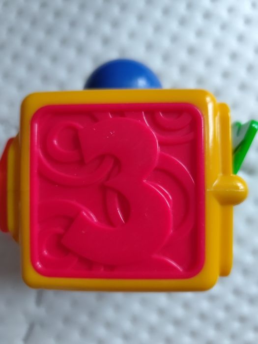 Fisher Price Aktywne Klocki nr 3 interaktywne dziecko niemowlę kostki