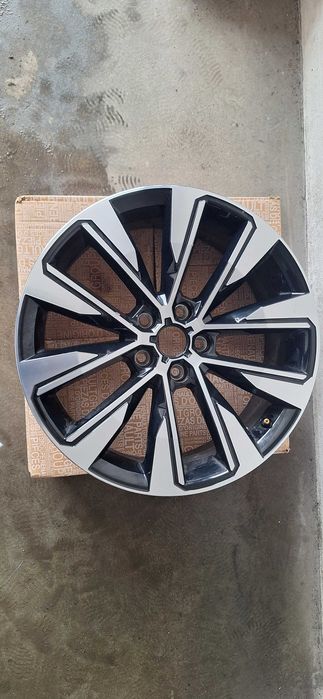 Sprzefam felga Renault