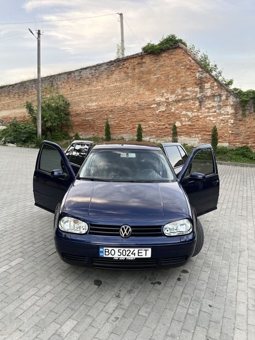 Volkswagen Golf 4 (IV) Pacific 2003