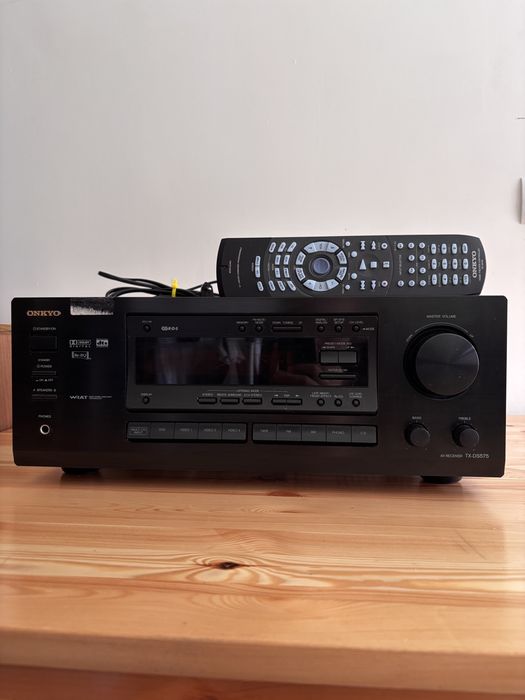 Amplituner ONKYO TX-DS575 5.1 Dolby DTS FM Sprawny