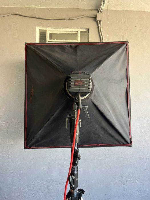 Conjunto de fotografia Multiblitz Multiflex 100×100 + MAGNOLITE BL 32