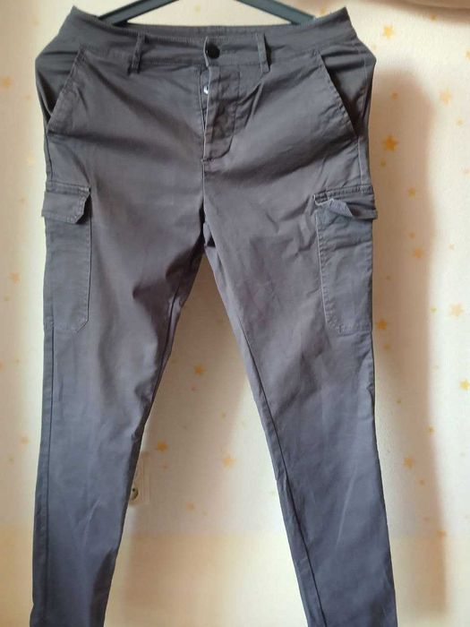 Продам штани карго молодіжні 46 розмір темно-сірі