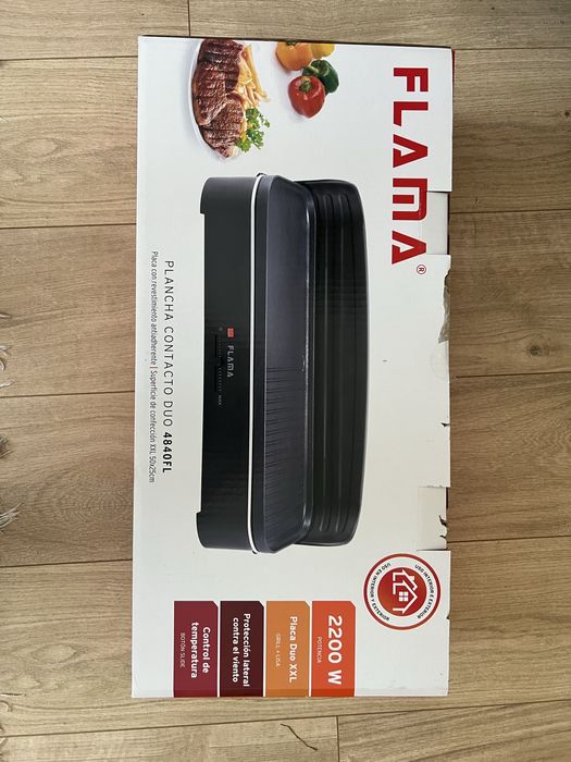 Grelhador de Mesa FLAMA 4840FL (2200 W - Preto)