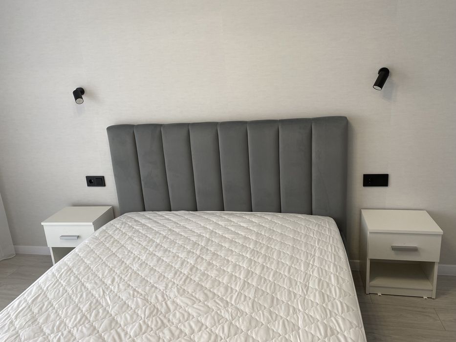 2к  центр ЖК Яровиця подобово від 1500, погодинно, документи 2-3 група