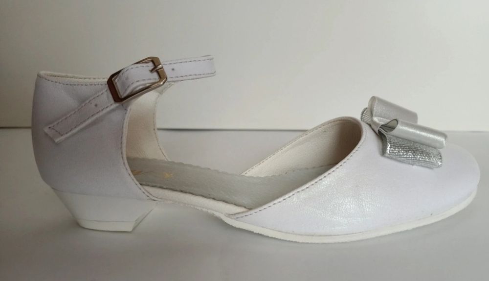 Skórzane buty komunijne, KMK, 33, pantofelki, obcasik, Komunia