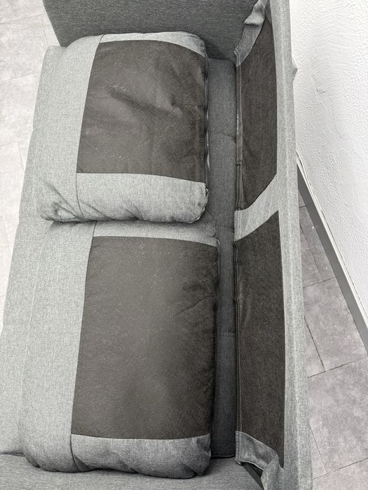 Sofá 2 lugares conforama