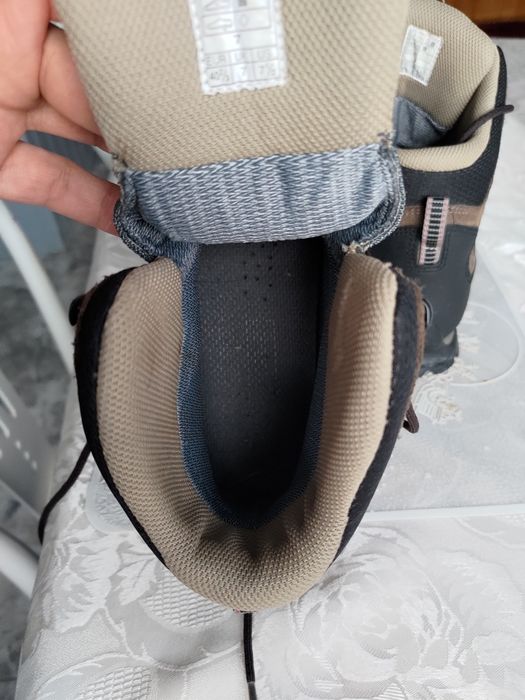 Buty trekkingowe Aigle rozmiar 40 i 2/3
