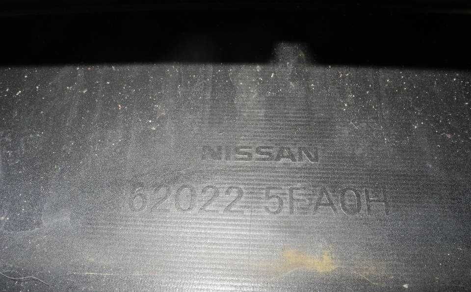 NISSAN MICRA K-14 62022 5FA0H zderzak przedni