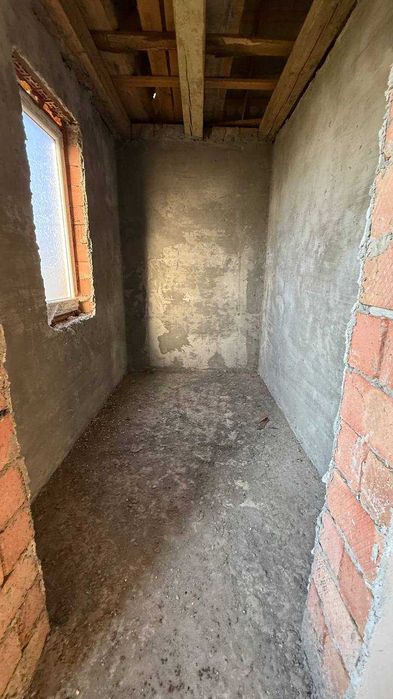 Продаж будинку в мальовничому місці — с. Коростувата