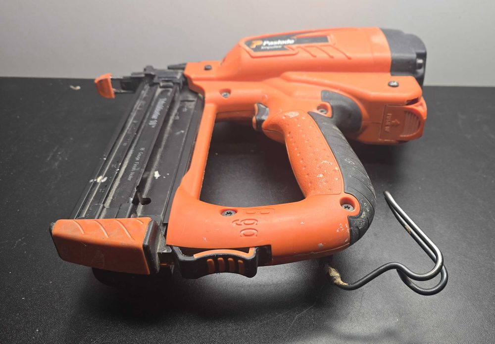 Gwoździarka Paslode impulse im50 f18 + bateria / Kraków Kalwaryjska 75