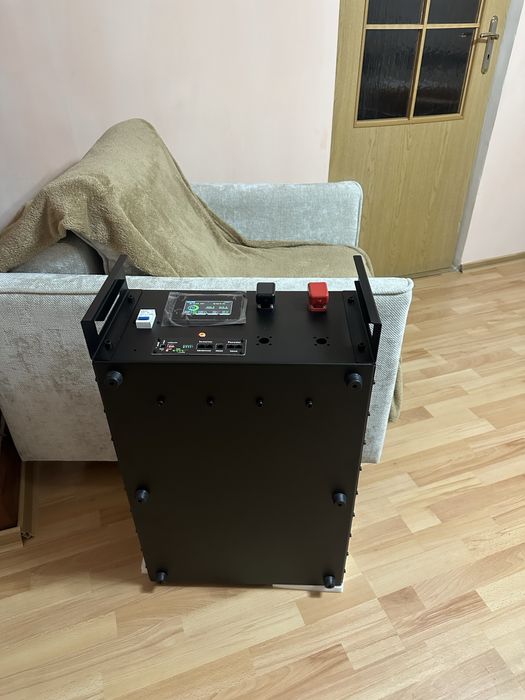 Сонячні панелі гібридні інвертори lifepo4 батареї Deya anenji solis 6