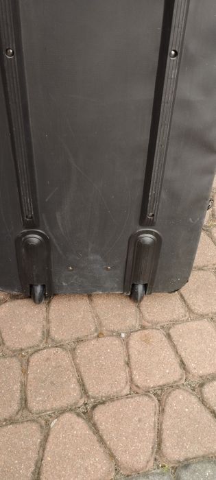 Duża torba podróżna na kółkach firmy Adidas