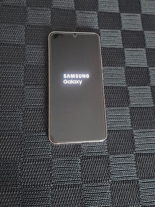 Bardzo ładny Samsung galaxy s22+ plus 256GB Pink Gold