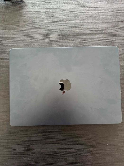 Macbook Air 2024 15" M3 Chip 16GB RAM 512GB