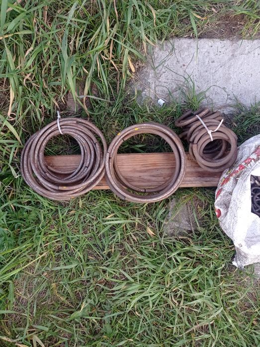 Кільця металічні.