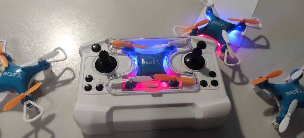 Міні дрон, чітке керування як в дорогих дронів, навіть кувиркається