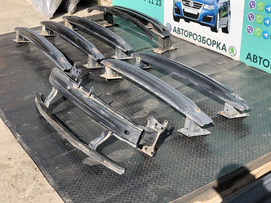 Усилитель бампера Пассат Б6 Підсилювач Passat B6 golf 5 skoda a5