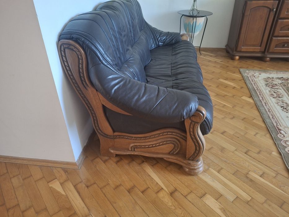 Шкіряні дивани трійка і двійка, дуб