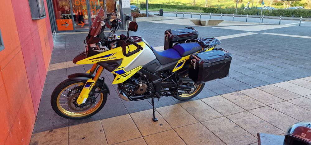 Suzuki v strom 1050DE