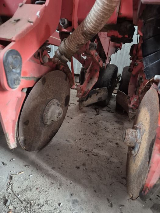 Kuhn Maxima 2TS 6 rzędów kontrola sekcji