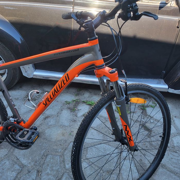 Specialized crosstrall