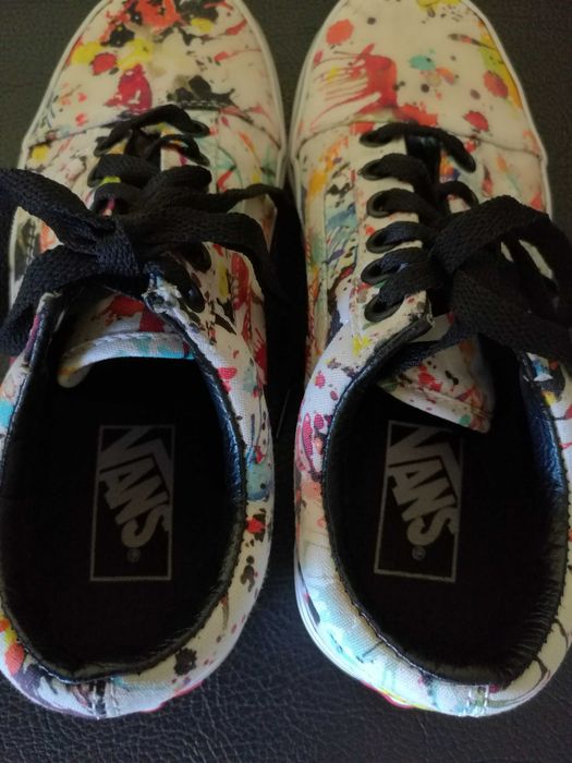 Ténis Vans estampados tamanho 36,5 ótimo estado