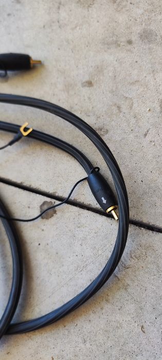 Cabo audio RCA com terra