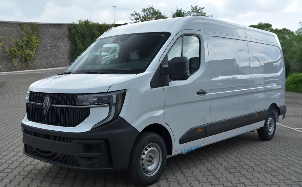 Wynajem Bus Renault Master L3H2 -170 km Nowy