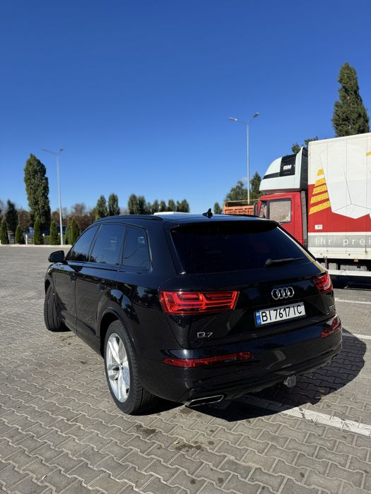 Audi Q7 4M 2017 Prestige Full Led Matrix
