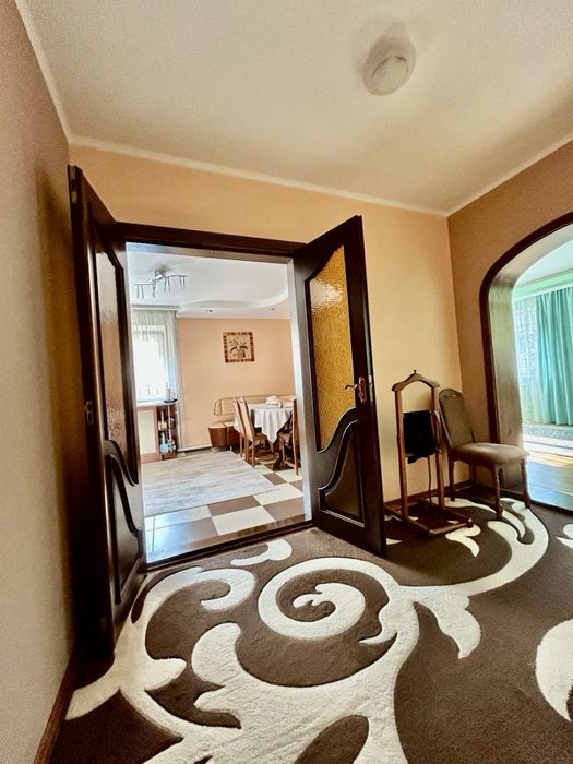 Добротний, облаштований будинок Р-н Масляниківка.