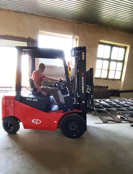 Новий Li-Ion вилковий навантажувач 2.5т/3.6м, кліренс 15см, 80V/280Ah