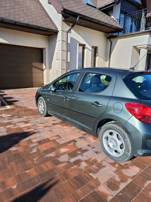 207 1.4 benzyna+LPG 2009r 157000przebiegu