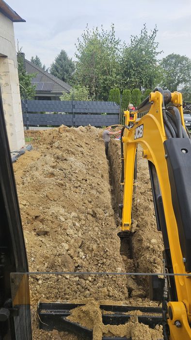 Usługi minikoparką