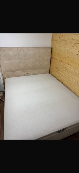 Vendo cama com cabeceira