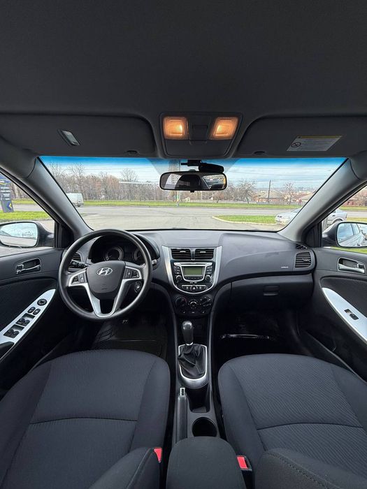 Оренда Hyundai Accent (газ/бензин)