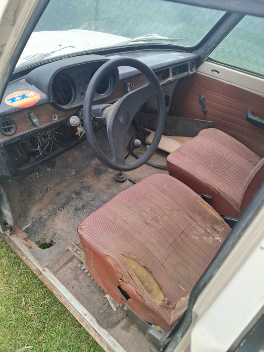 Syrena 105 Wartburg 353 do remontu lub na części silnik OK