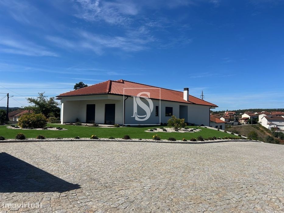 Moradia T3+1 Venda em Mortágua, Vale de Remígio, Cortegaça e Almaça,Mo